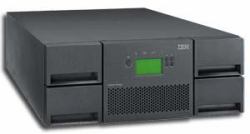 IBM System Storage TS3200 Tape Library Express Model L4U Caricatore automatico e libreria di stoccaggio Cartuccia a nastro 17,6 TB 