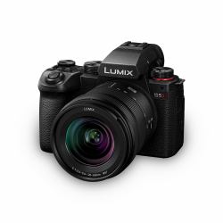 Panasonic Lumix S5II + S 20-60MM F3.5-5.6 MILC 24,2 MP CMOS 12000 x 8000 Pixel Nero 
