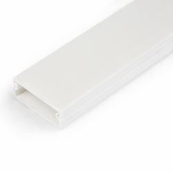 StarTech.com Solida canalina per la gestione dei cavi con nastro adesivo e coperchio, 32mm P x 11mm H - 1m L , canaletta per cavi di rete in PVC/per nascondere i cavi di alimentazione; per cavi a parete, max 12 cavi, omologato UL 