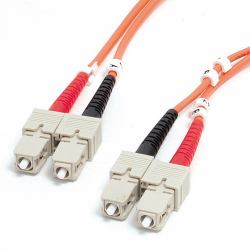 StarTech.com Cavo in fibra ottica multimodale OM1 da SC a SC da 1m, Dimensione fibra 62,5/125, Reti 10Gbps - Cavo patch/Bretella in fibra LSZH 