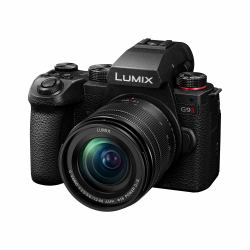 Panasonic Lumix G9 II + 12-60mm F3.5-5.6 MILC 25.21 MP Live MOS 11552 x 8672 pixels Black (Lumix G9 II Body with Lumix 12-60mm F3.5-5.6 - Digital Single Lens Mirrorless camera with Lumix 12-60mm F3...