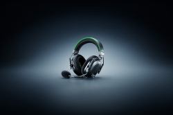 Razer BlackShark V3 Pro Auricolare Con cavo e senza cavo A Padiglione Gaming USB tipo A Bluetooth...