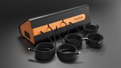 Port Designs 611031 Caricabatterie per dispositivi mobili Universale Nero, Rame AC Ricarica rapida Interno (Naotic Five Charge USB-C 5-Ports Charging Station 611031)