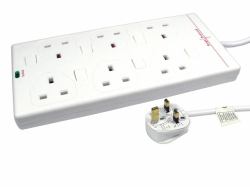 Cables Direct RB-05-6GANGSWD protezione da sovraccarico 6 presa[e] AC Bianco 5 m (CDL 5MTR 6 GANG UK SWITCHED)